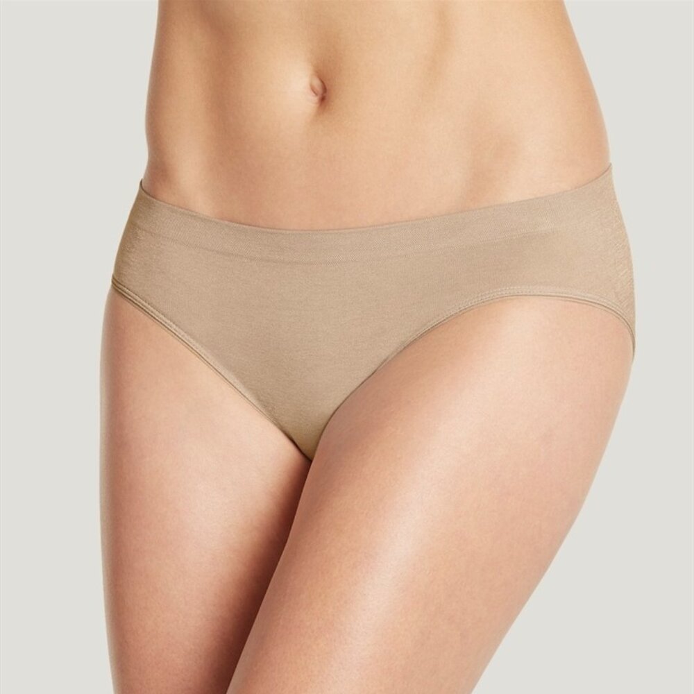 NWT Jockey Pack of 5 Sz XL (8) Smooth & Shine Bikini Light